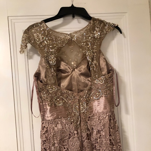 Dress - Picture 4 of 6